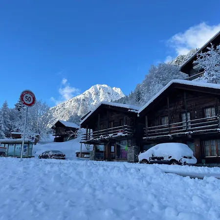 Mazot Agora & Family Trip - Ouest R+1 Salvan