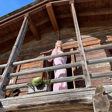 Mazot Agora & Family Trip - Ouest R+1 Salvan