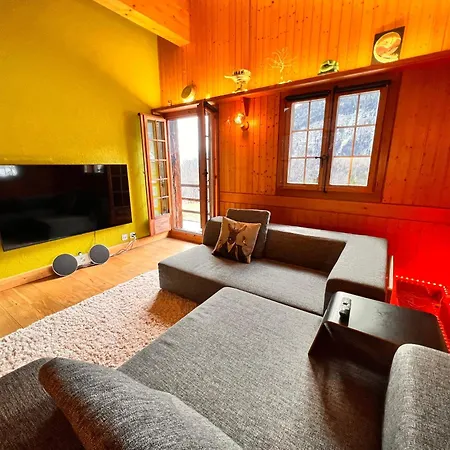 Mazot Agora & Family Trip - Ouest R+1 Apartment Salvan