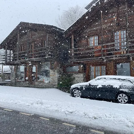 Mazot Agora & Family Trip - Ouest R+1 Salvan