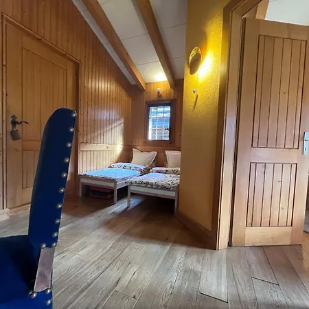 Mazot Agora & Family Trip - Ouest R+1 Salvan
