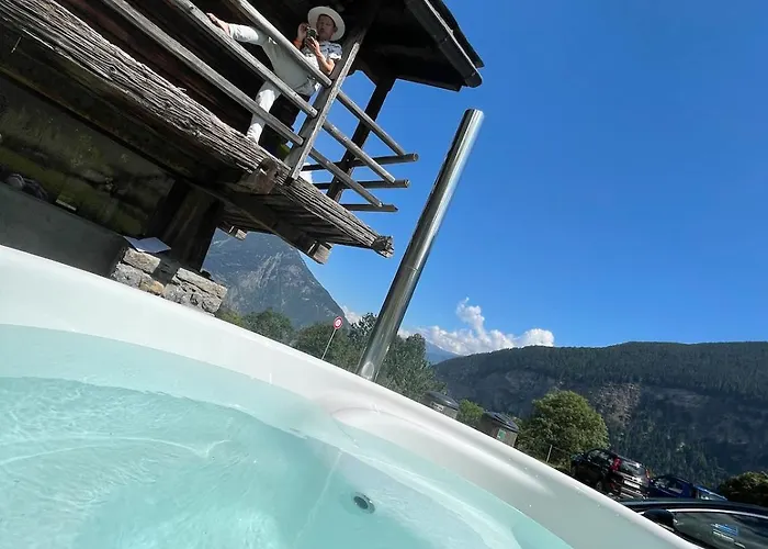 Mazot Agora & Family Trip - Ouest R+1 Salvan