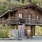 Mazot Agora & Family Trip - Ouest R+1